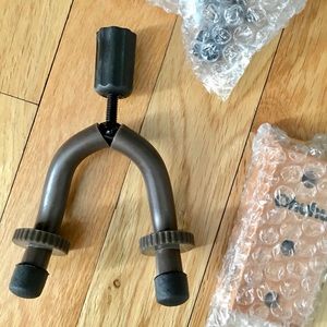 Wall mounts for guitar (set of 3)